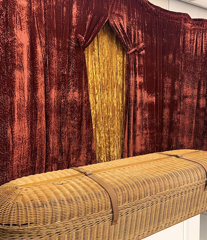 https://www.dropbox.com/s/k4yojiz7lp4xvsb/Image 24, Casket with Curtains, Funeral.jpeg